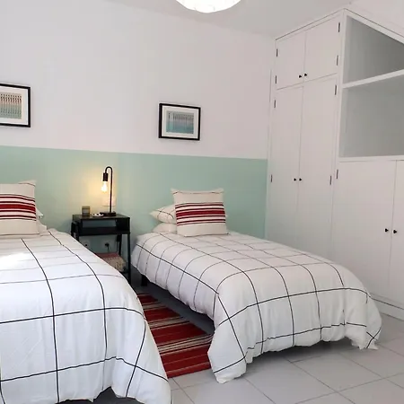 Touristische Duplex Meerblick Medano - By Interhome