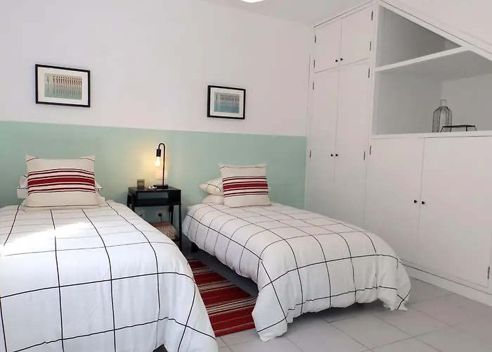 Touristische Duplex Meerblick Medano - By Interhome